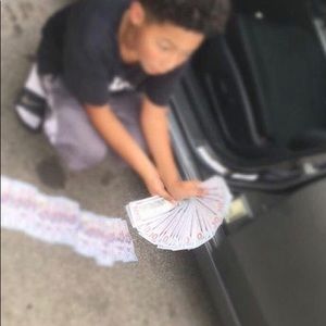 Meet your Posher, Brandon